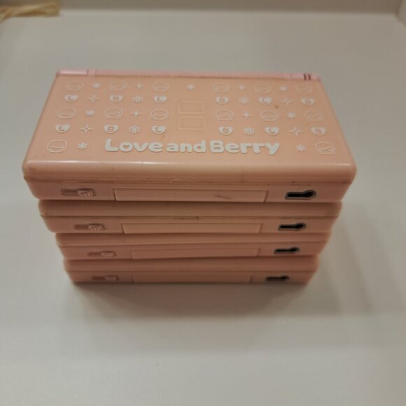 Authentic Nintendo DS Lite Console With Charger Coral Pink Love and Berry Limite - Picture 3 of 4